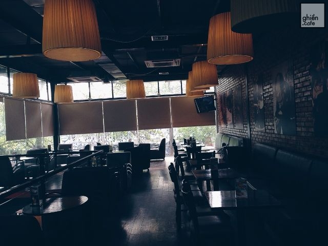 Helio Cafe - Nguyễn Văn Huyên