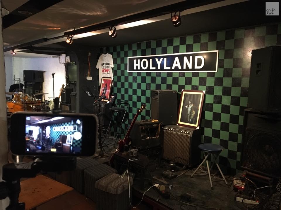 Holyland Ballad Cafe - Đặng Văn Ngữ