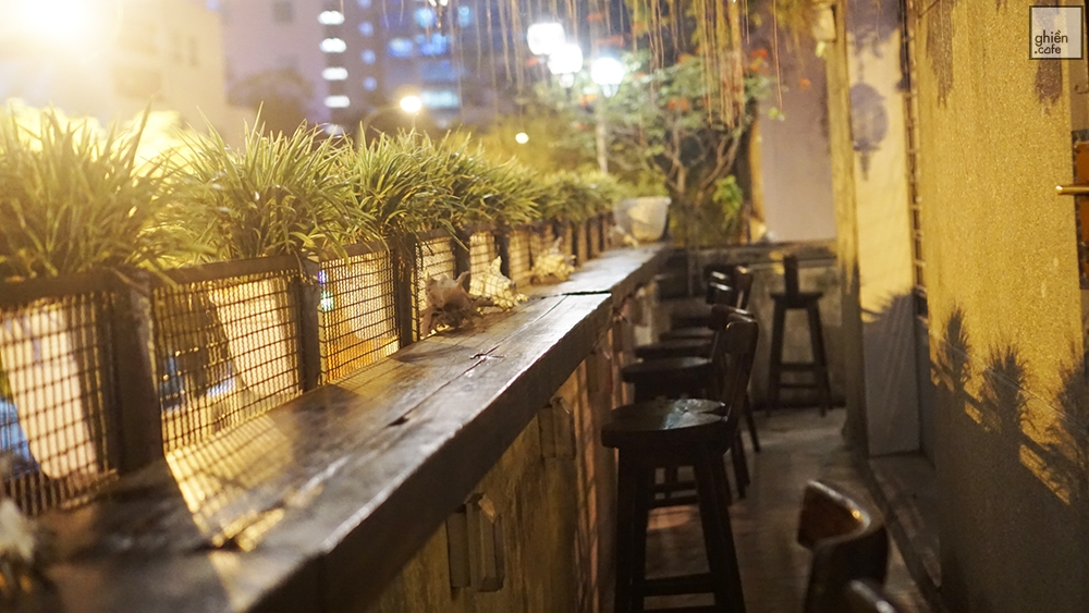 Người Sài Gòn Cafe - Thái Văn Lung